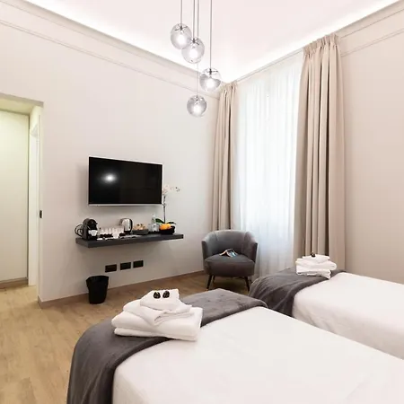 Foresteria Di Piazza Cavour - Luxury Suites&guest House 4*
