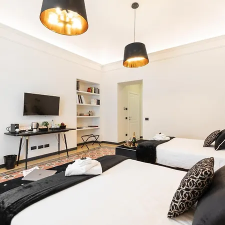 Foresteria Di Piazza Cavour - Luxury Suites&guest House Affittacamere 4*