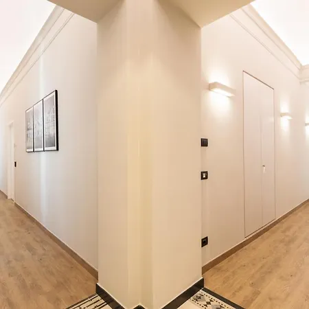 Foresteria Di Piazza Cavour - Luxury & بيت ضيافة روما