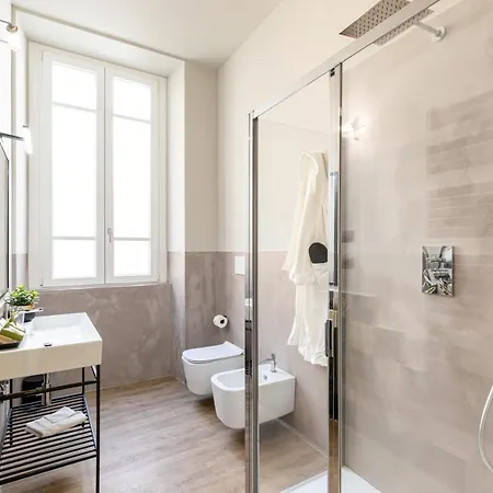 Foresteria Di Piazza Cavour - Luxury Suites&guest House Affittacamere 4*